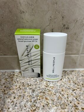 NWT Well People Daygleamer Mineral Sunscreen Serum SPF 34